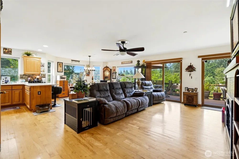 20101 330th Avenue NE Duvall, WA 98019