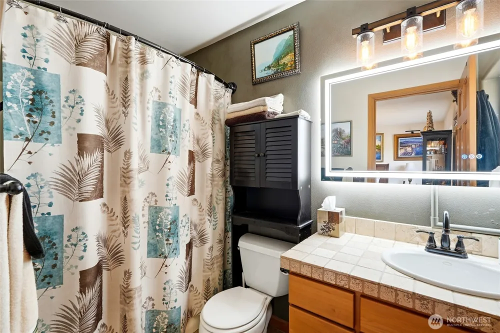 20101 330th Avenue NE Duvall, WA 98019