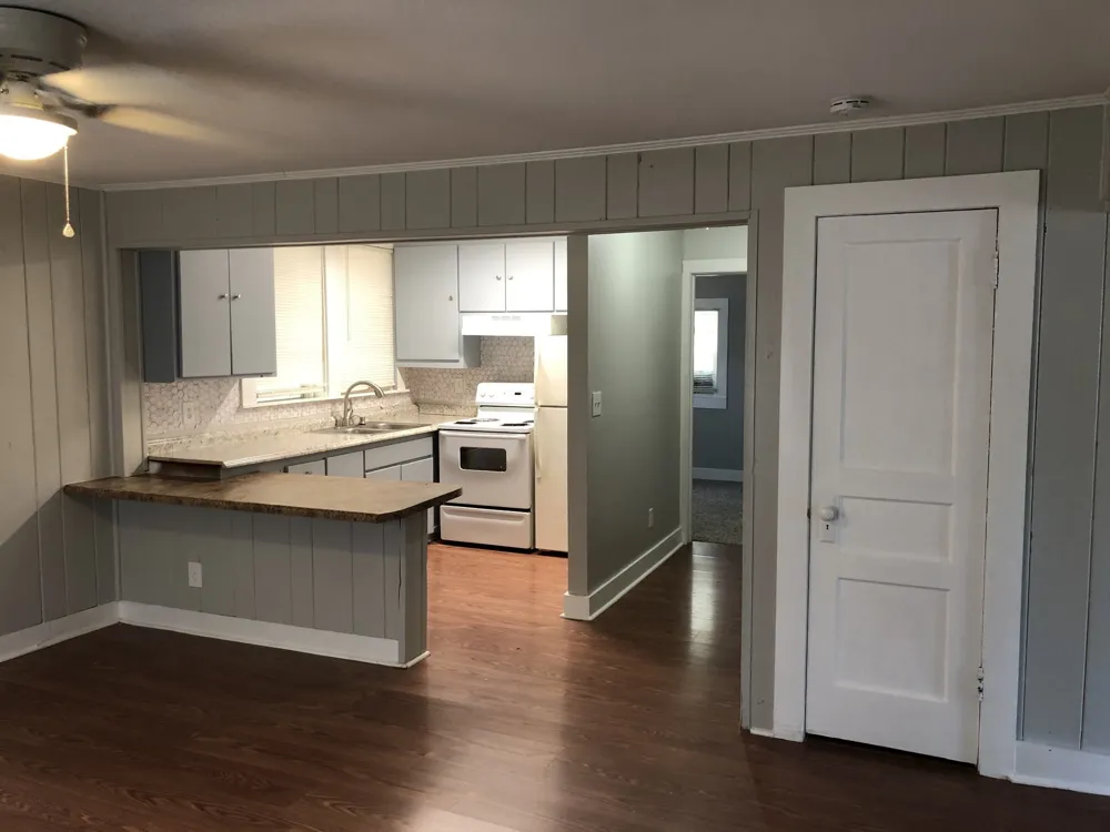 303 Bridge Ave Murfreesboro, TN 37129