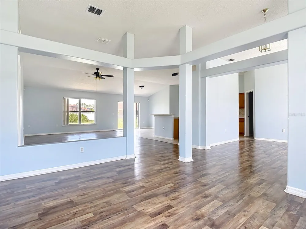 1001 EIFFEL LANE Kissimmee, FL 34759