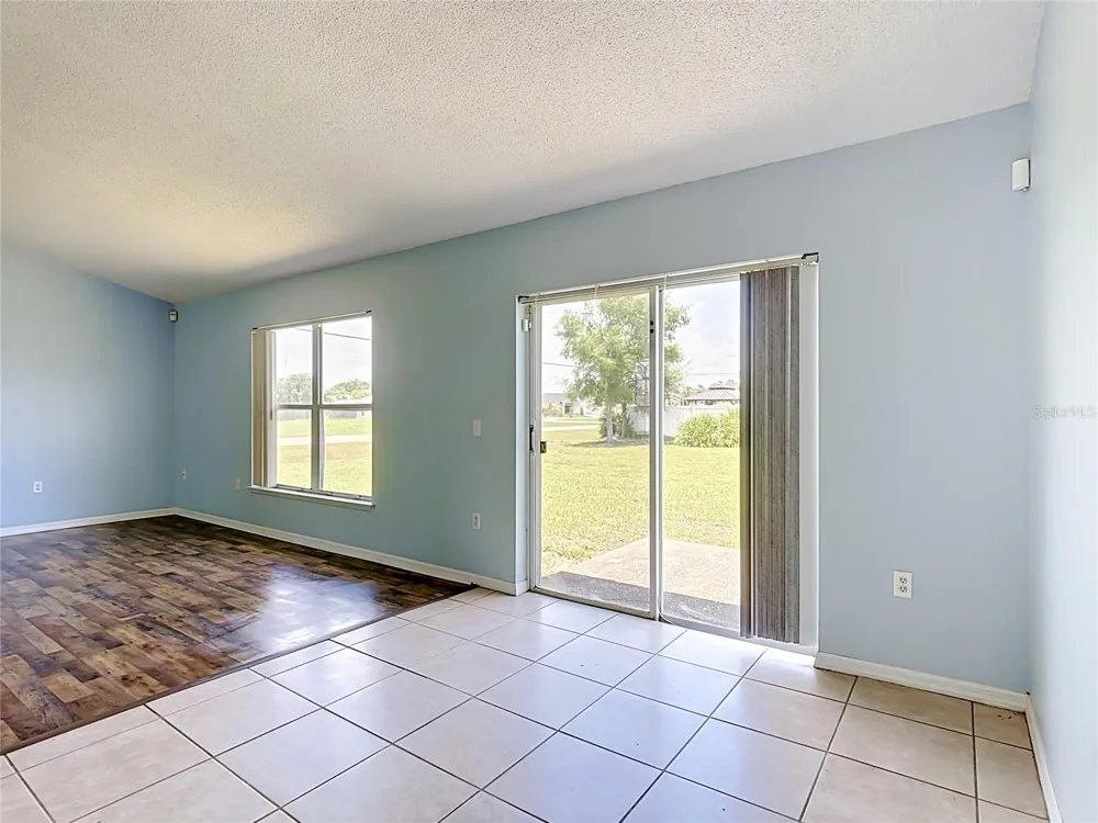 1001 EIFFEL LANE Kissimmee, FL 34759