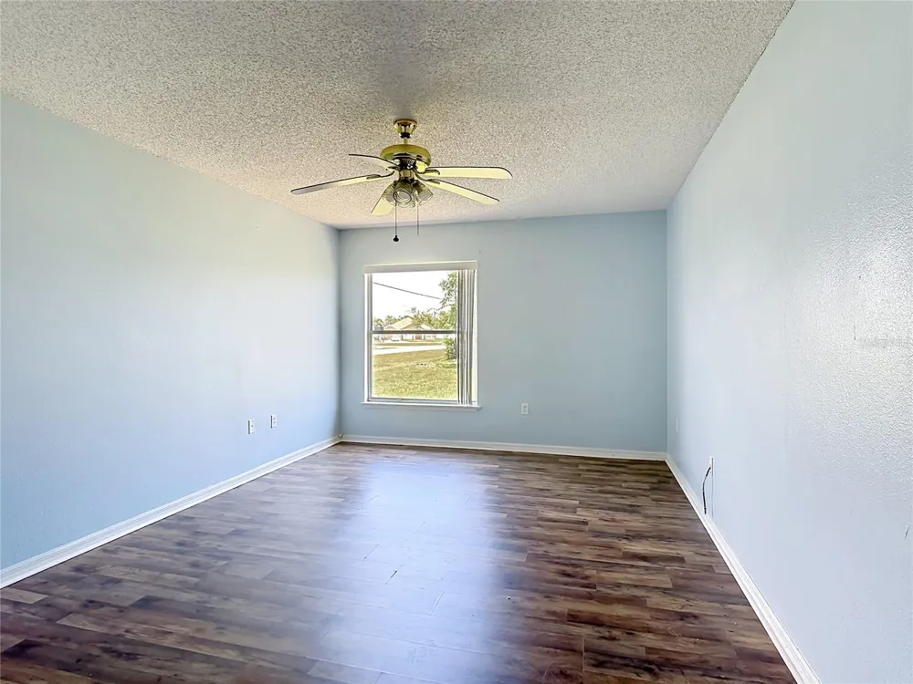 1001 EIFFEL LANE Kissimmee, FL 34759