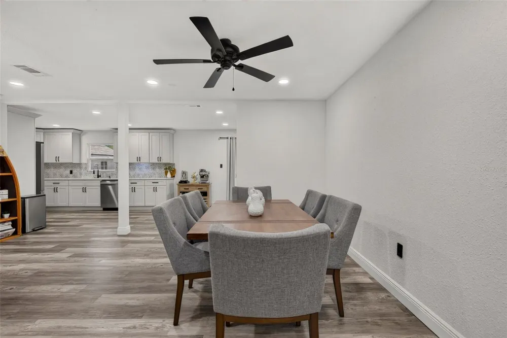 1435 BURNING TREE ROAD Tarpon Springs, FL 34689