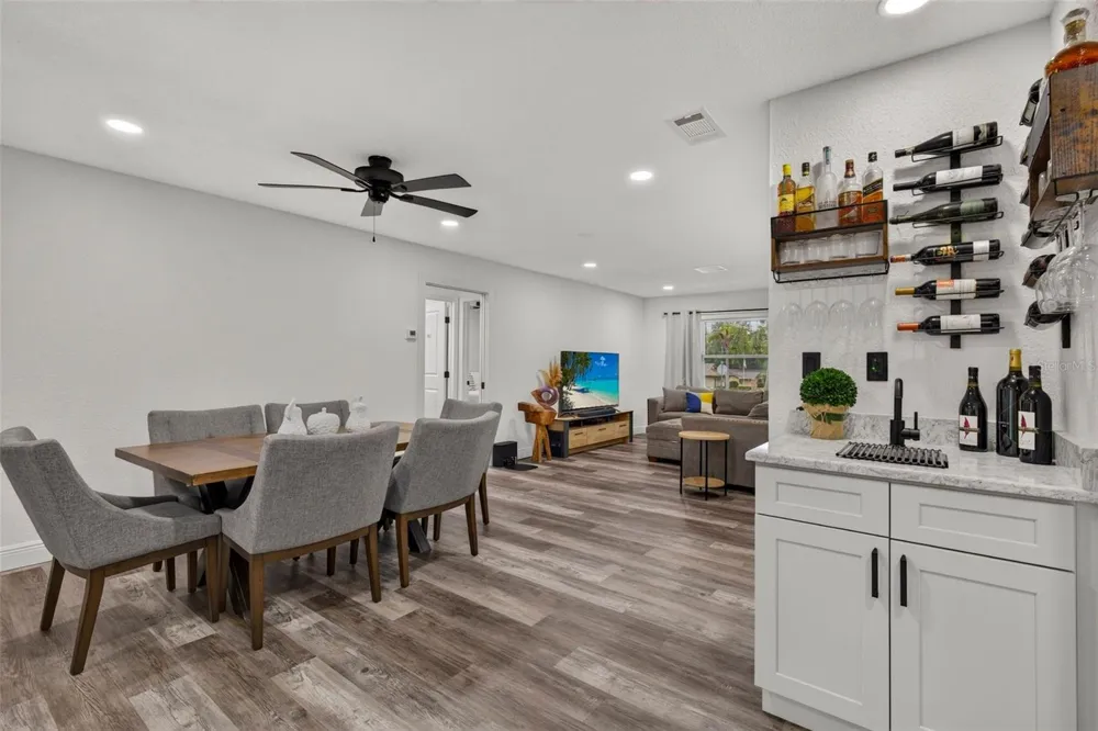 1435 BURNING TREE ROAD Tarpon Springs, FL 34689