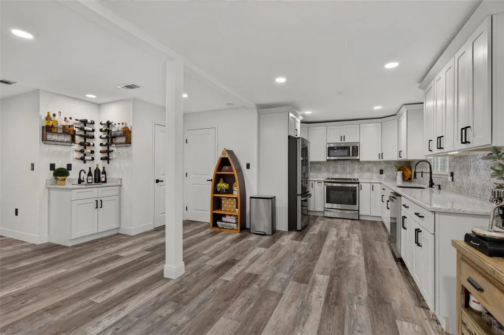 1435 BURNING TREE ROAD Tarpon Springs, FL 34689
