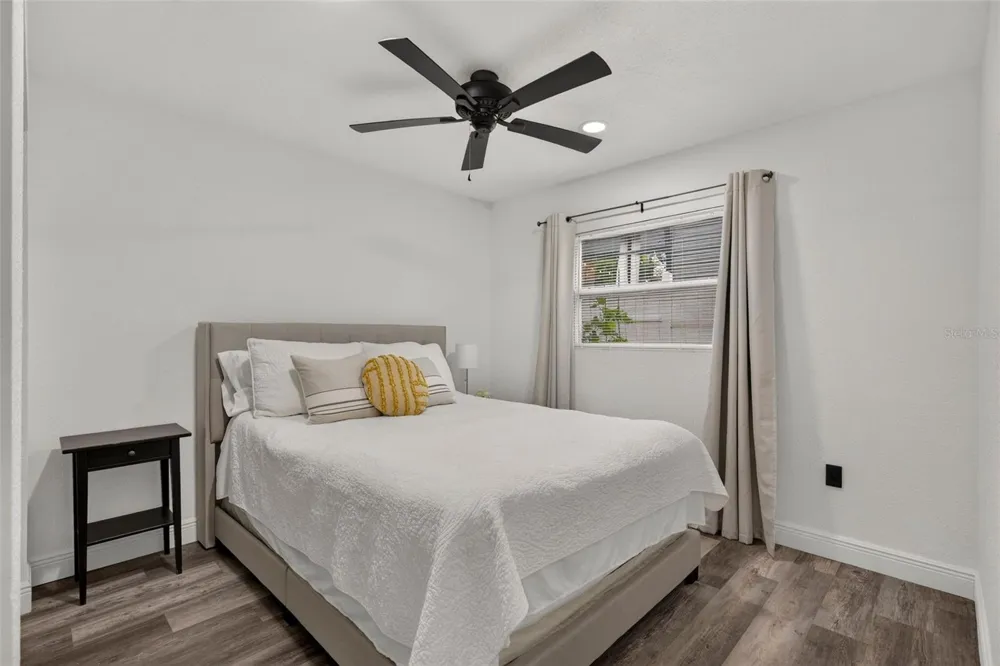 1435 BURNING TREE ROAD Tarpon Springs, FL 34689