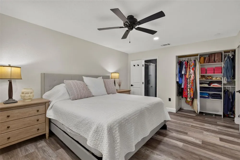 1435 BURNING TREE ROAD Tarpon Springs, FL 34689