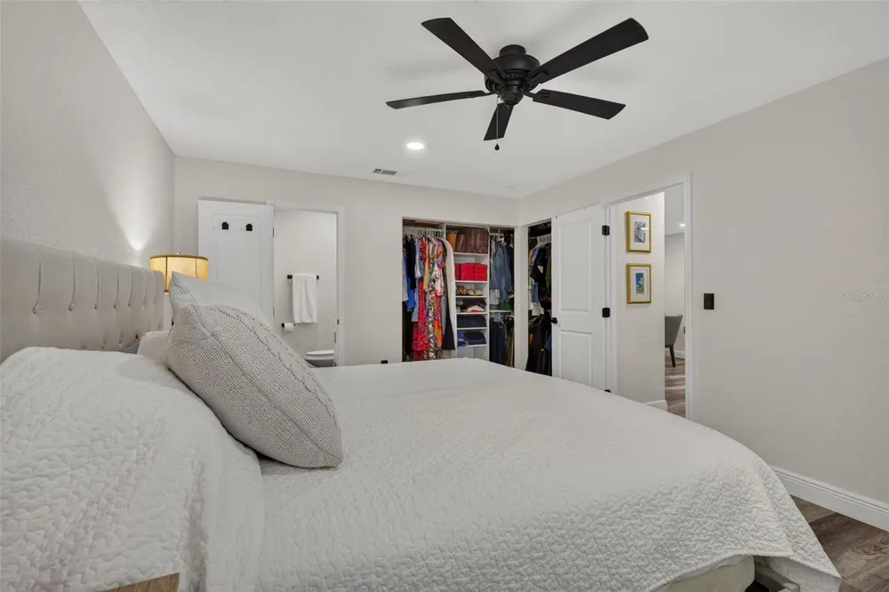 1435 BURNING TREE ROAD Tarpon Springs, FL 34689