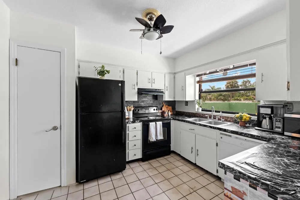 5220 BLANE DRIVE Temple Terrace, FL 33617
