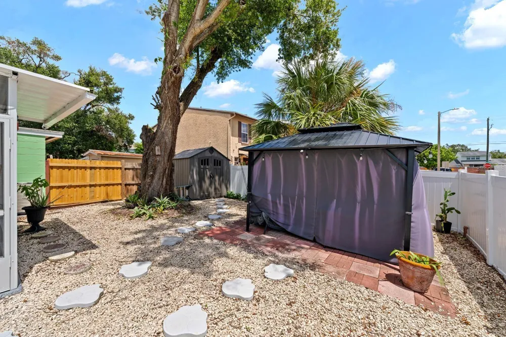 5220 BLANE DRIVE Temple Terrace, FL 33617