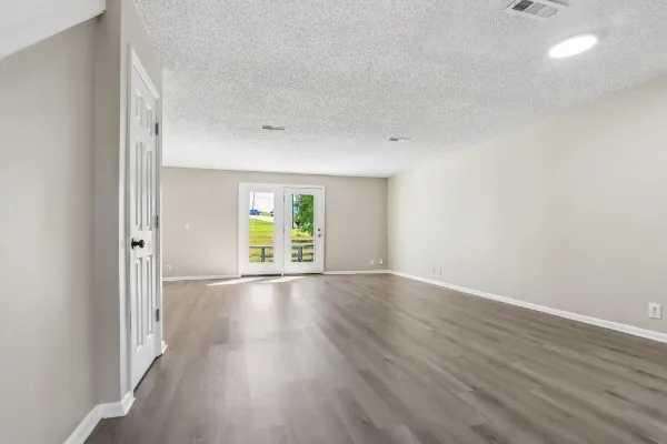 627 Rockwood Dr Hermitage, TN 37076