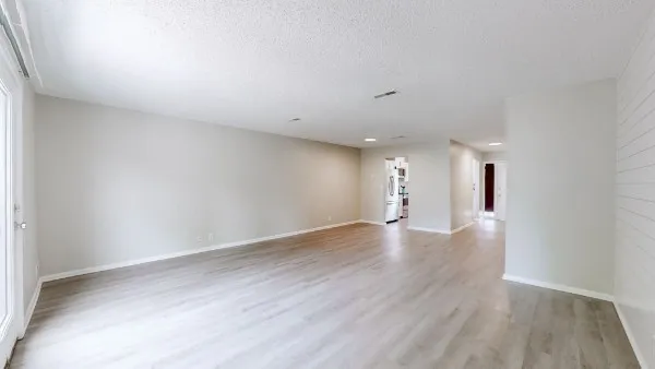 627 Rockwood Dr Hermitage, TN 37076