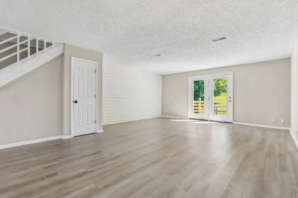 627 Rockwood Dr Hermitage, TN 37076