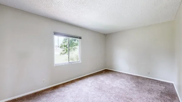 627 Rockwood Dr Hermitage, TN 37076
