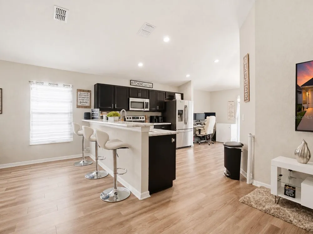 8016 DIAMOND CREEK LANE Lakeland, FL 33809