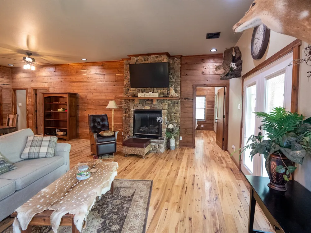 13040 Ns 3580 Road Seminole, OK 74868
