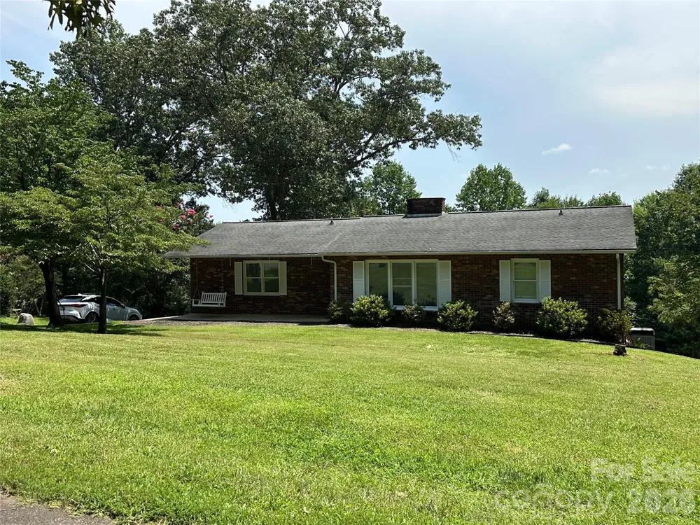 5212 Walter Starnes Place Granite Falls, NC 28630