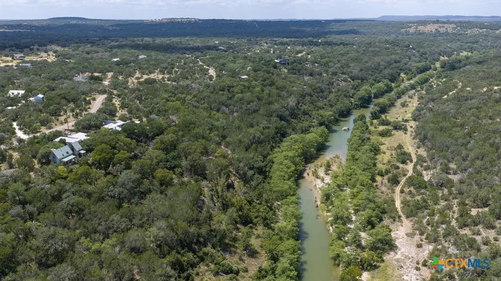 172 Bluff Trail Dripping Springs, TX 78620