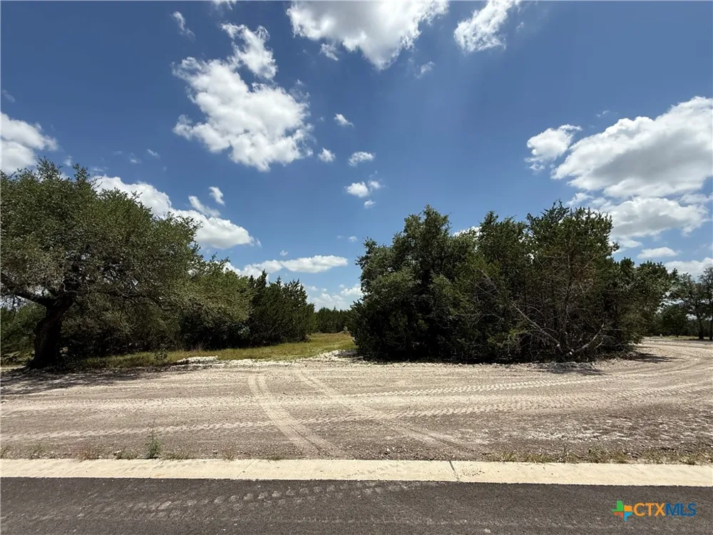 1202 Gannon Trail Salado, TX 76571
