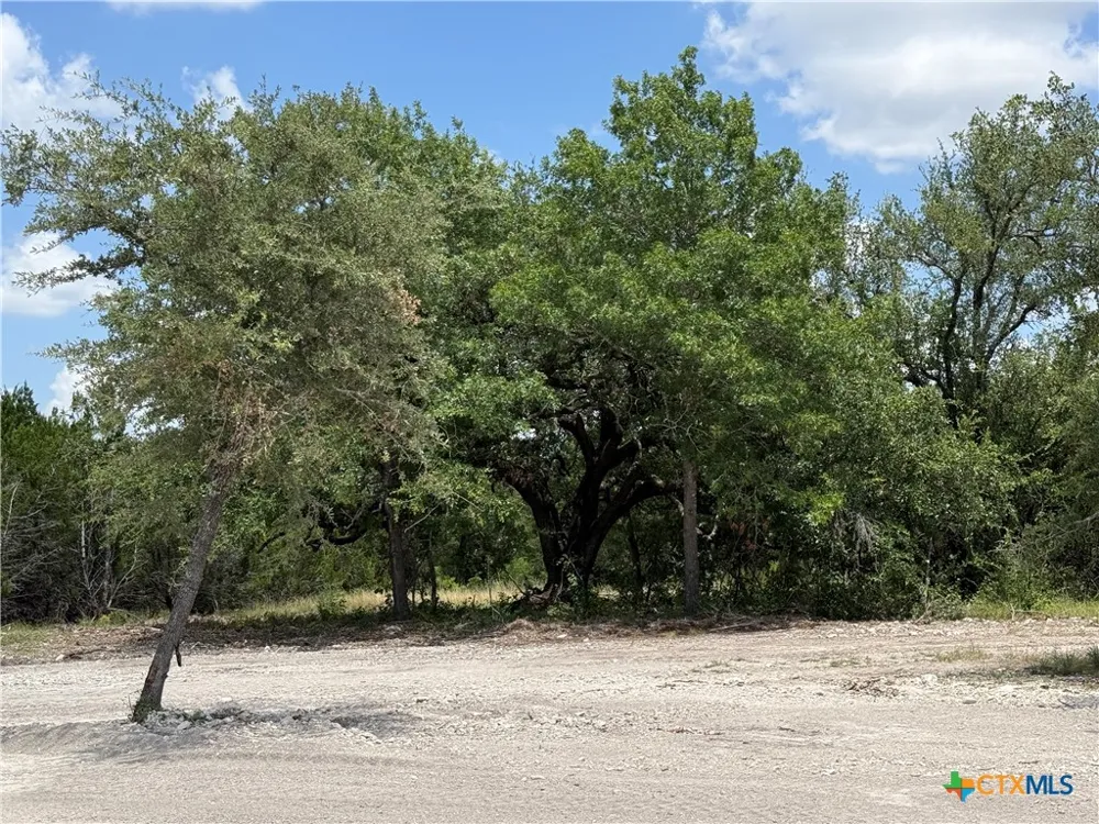 1092 Kenton Parkway Salado, TX 76571