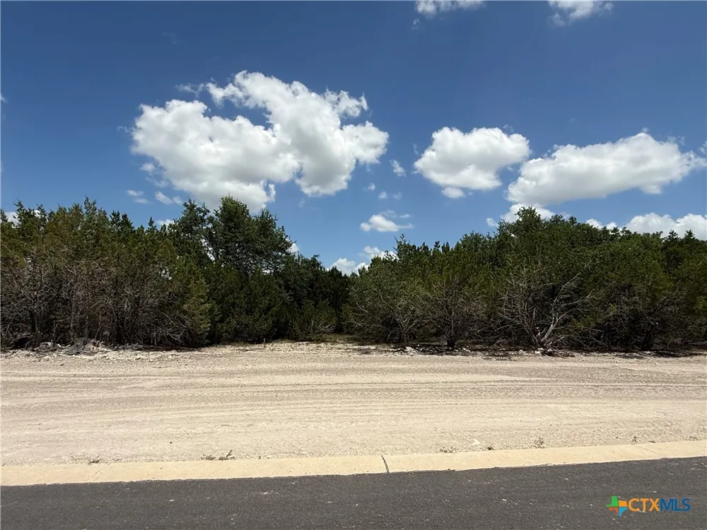 1092 Kenton Parkway Salado, TX 76571
