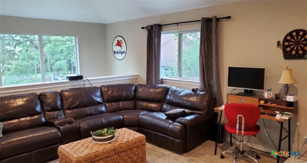 5 Horseshoe Trail New Braunfels, TX 78132