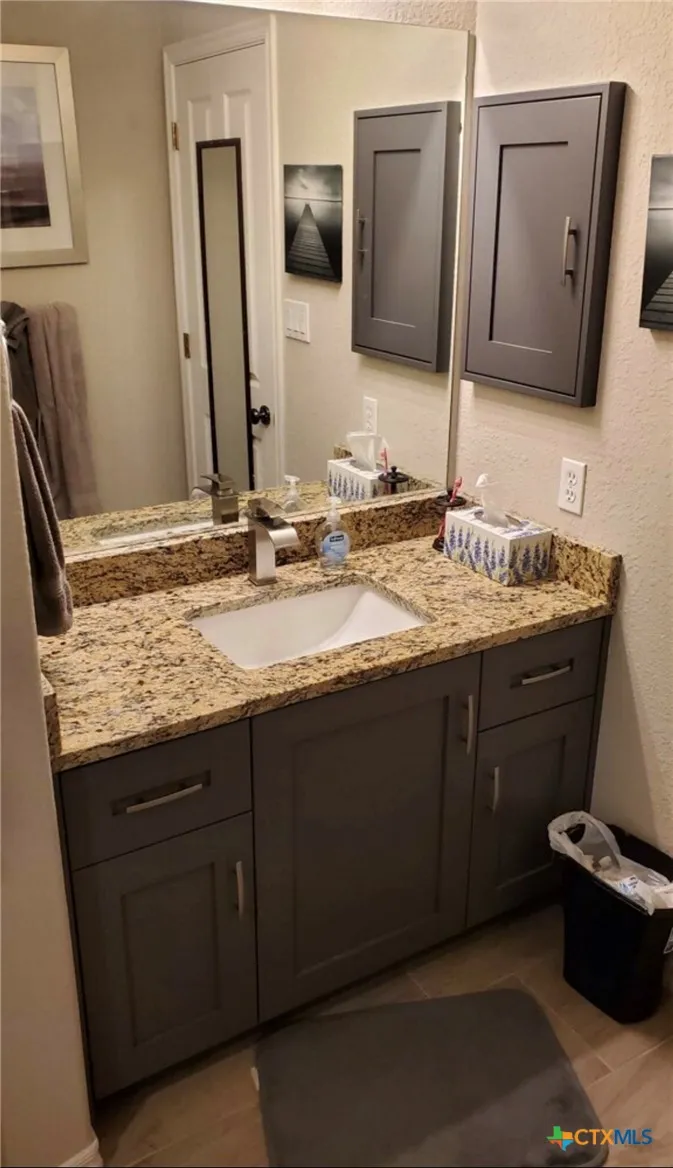 5 Horseshoe Trail New Braunfels, TX 78132