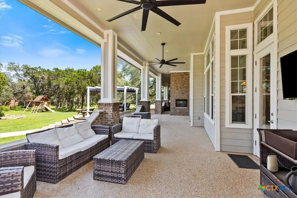 5 Horseshoe Trail New Braunfels, TX 78132