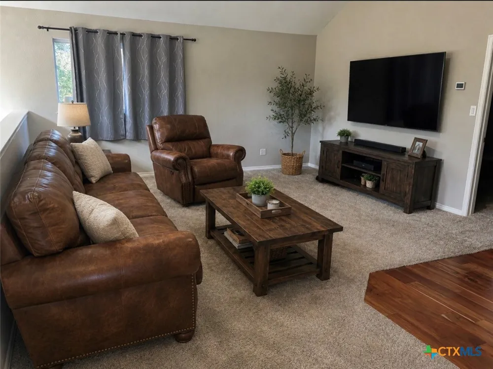 5 Horseshoe Trail New Braunfels, TX 78132