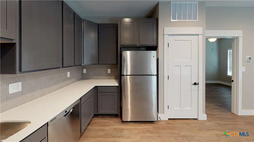 311 Craddock Avenue #102 San Marcos, TX 78666