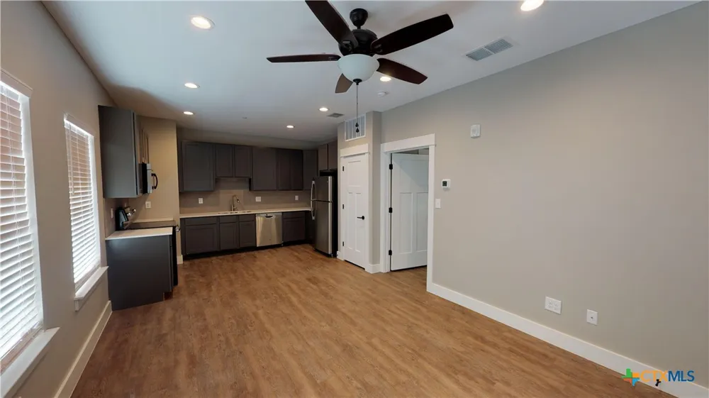311 Craddock Avenue #102 San Marcos, TX 78666