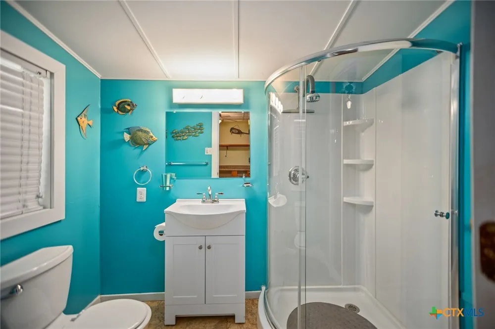 124 Hopper Road Tivoli, TX 77990