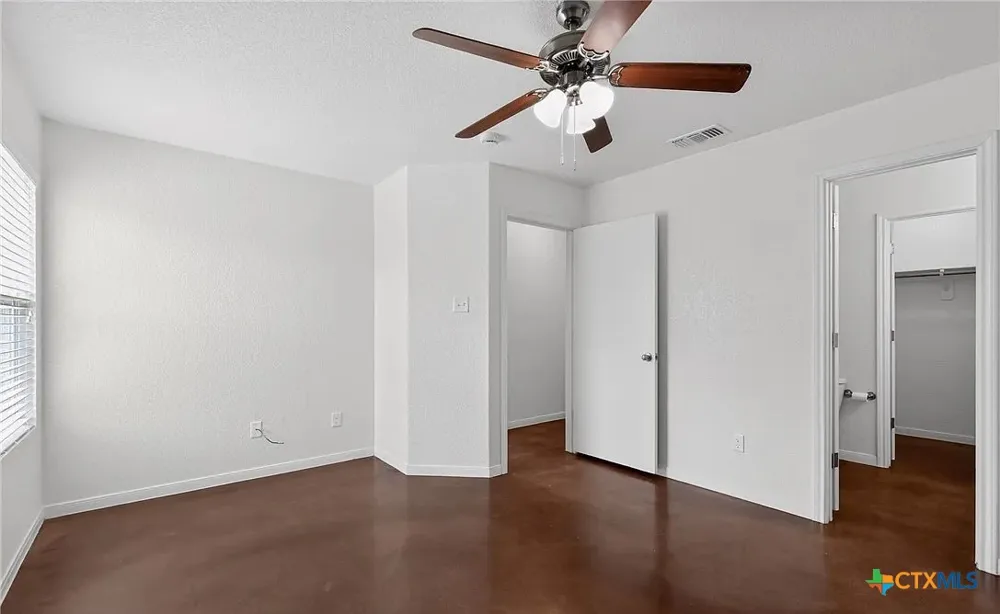 3711 John Chisholm Loop Killeen, TX 76542