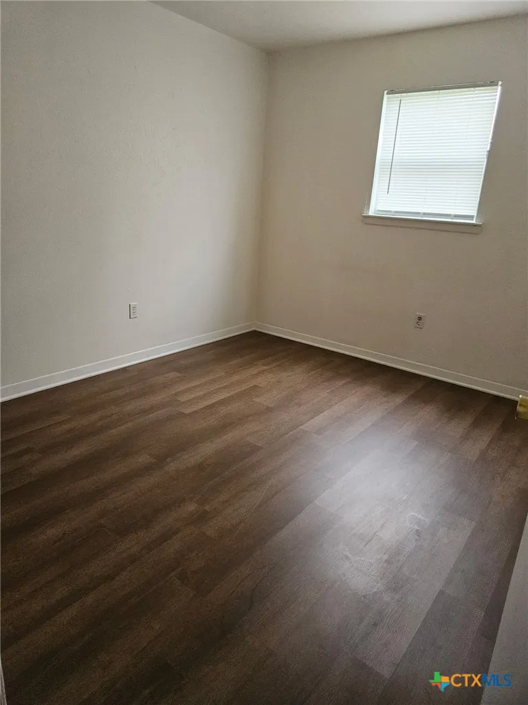 102 E Avenue A #6 Copperas Cove, TX 76522