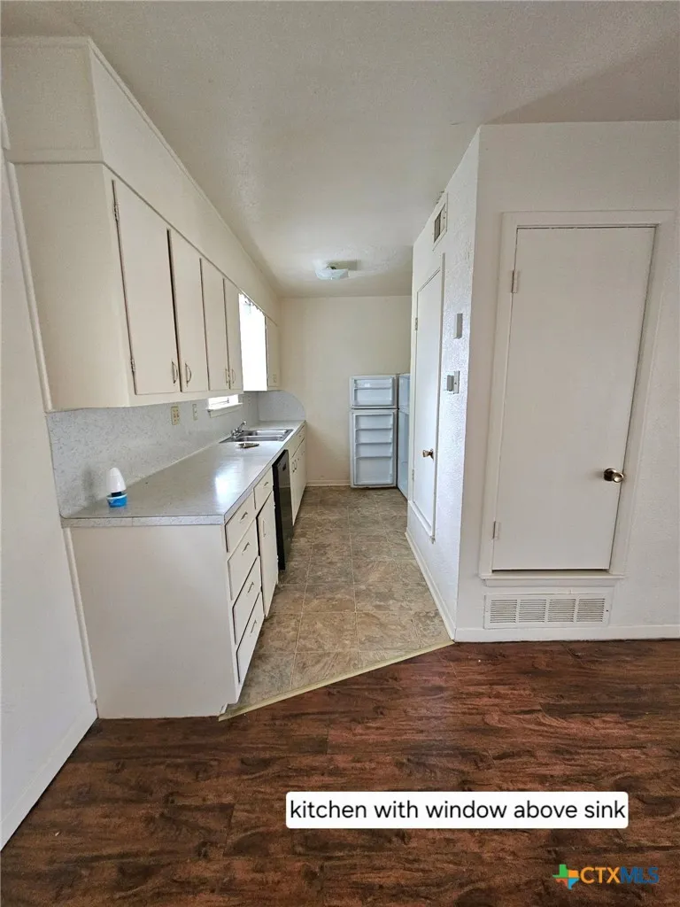 102 E Avenue A #1 Copperas Cove, TX 76522