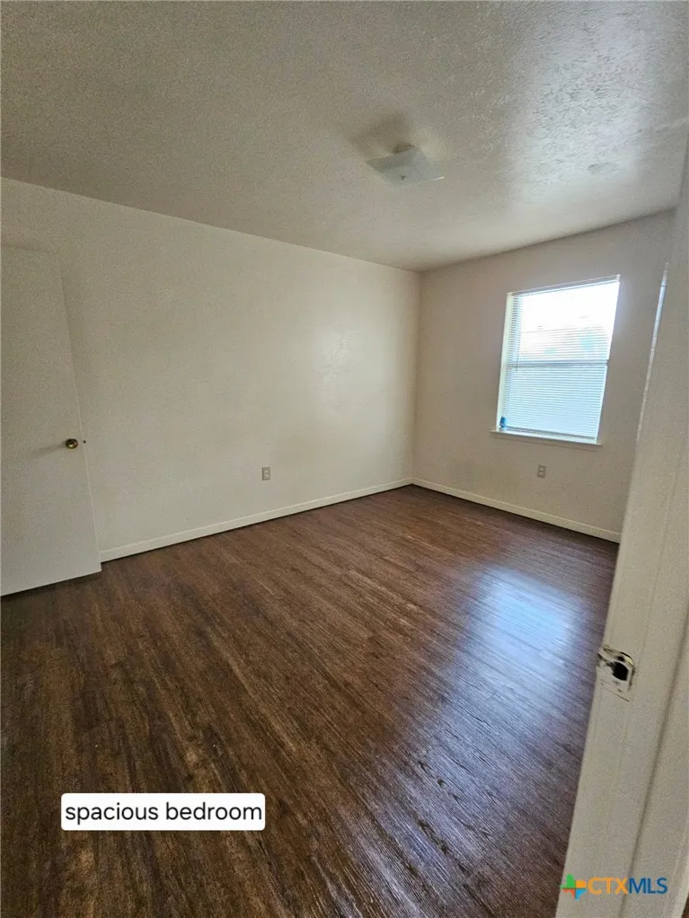 102 E Avenue A #1 Copperas Cove, TX 76522
