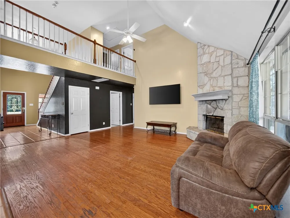 2611 Barton Hill Drive Bulverde, TX 78163