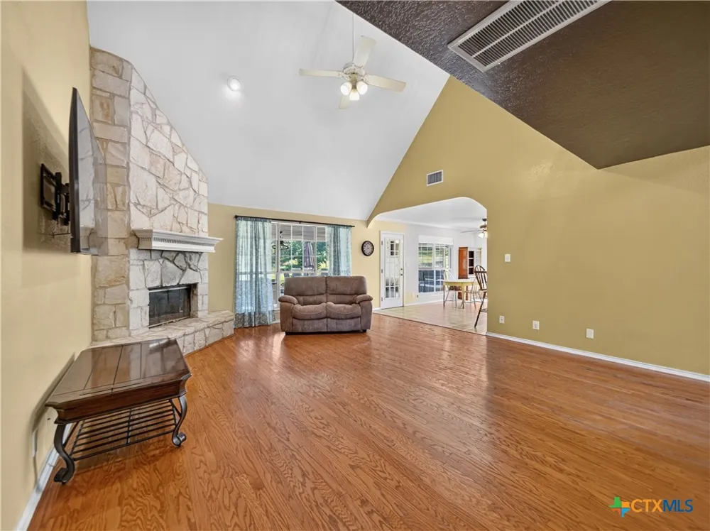 2611 Barton Hill Drive Bulverde, TX 78163
