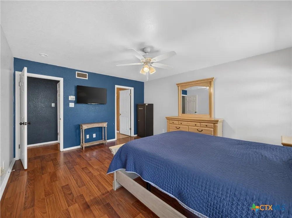 2611 Barton Hill Drive Bulverde, TX 78163