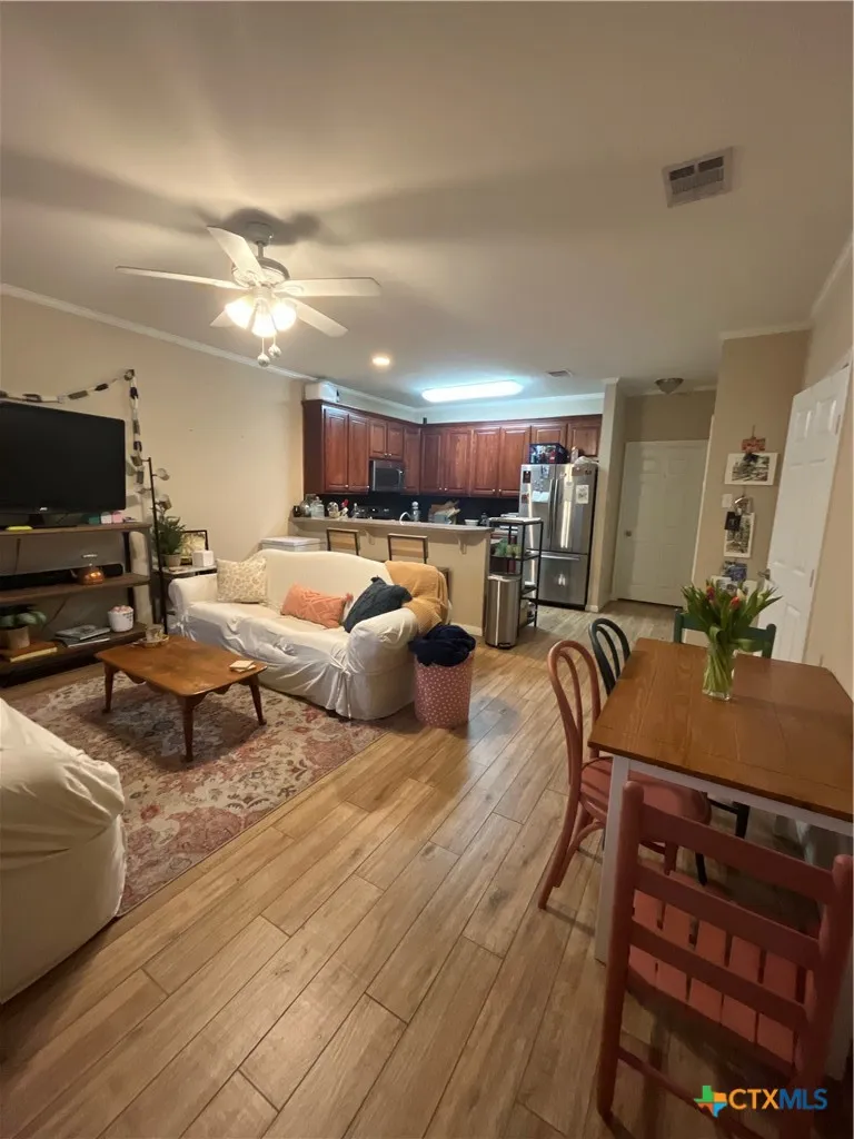 2101 S 7th Street Waco, TX 76706
