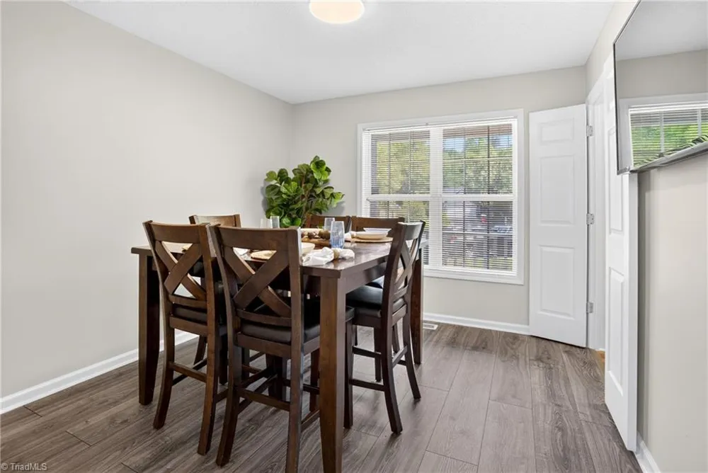 5805 Edgebrook Court Jamestown, NC 27282