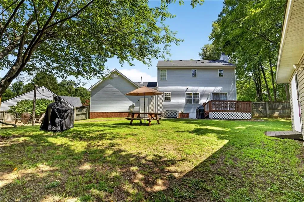 5805 Edgebrook Court Jamestown, NC 27282
