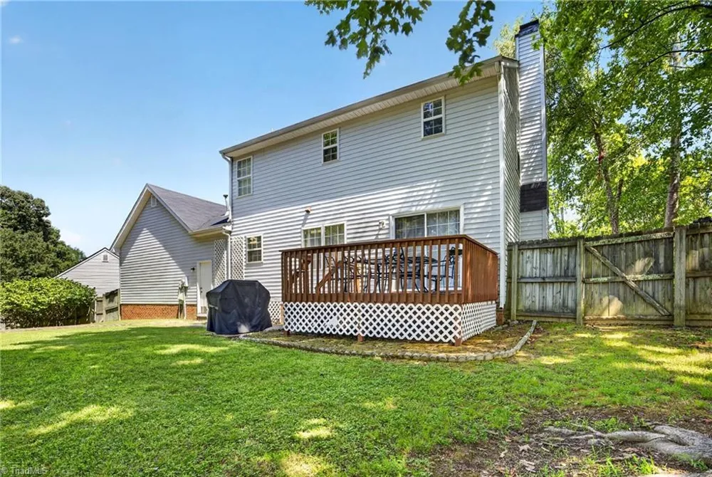 5805 Edgebrook Court Jamestown, NC 27282
