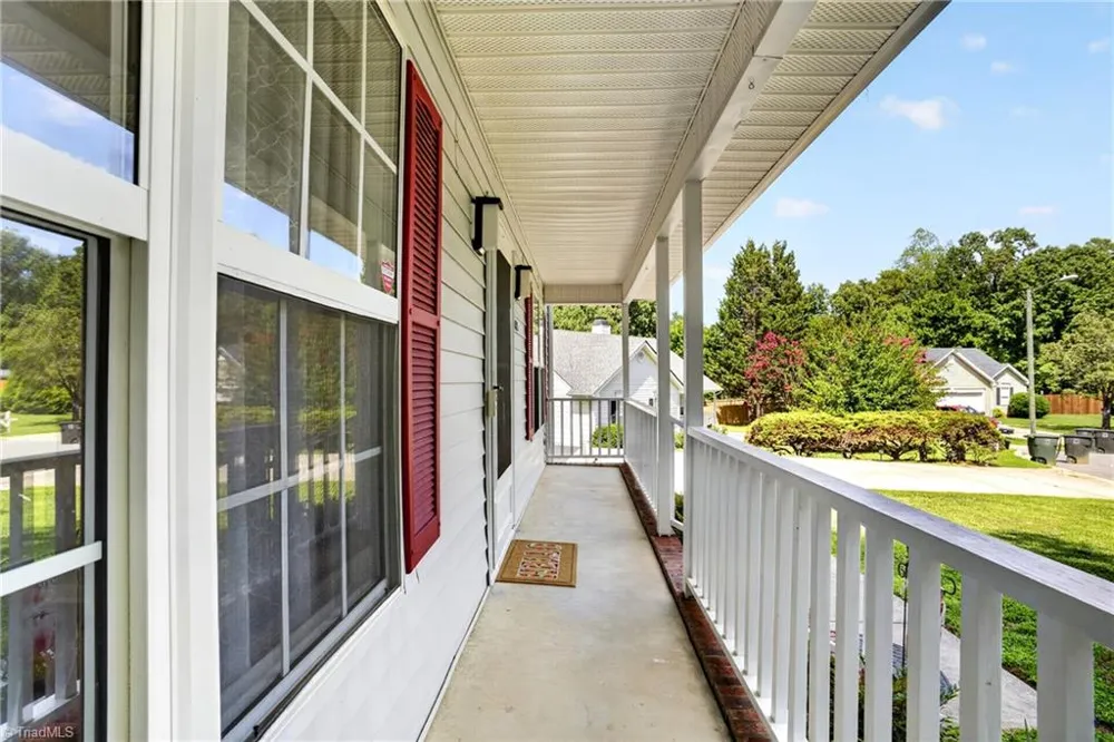 5805 Edgebrook Court Jamestown, NC 27282
