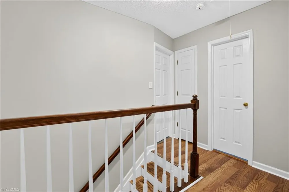 5805 Edgebrook Court Jamestown, NC 27282