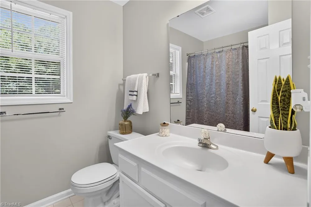 5805 Edgebrook Court Jamestown, NC 27282