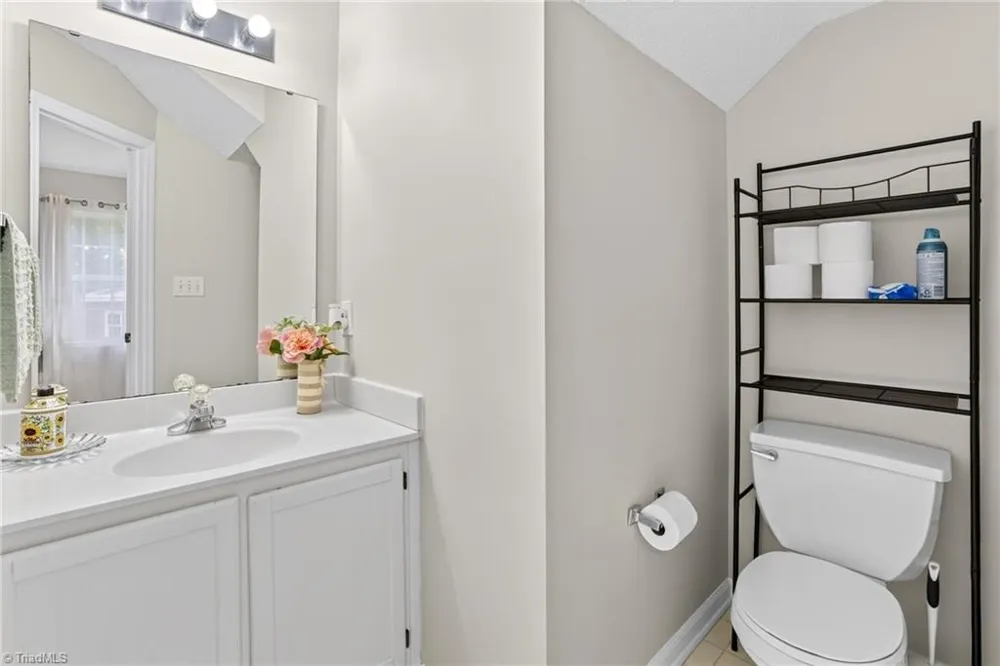 5805 Edgebrook Court Jamestown, NC 27282