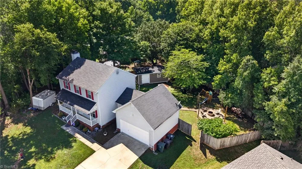 5805 Edgebrook Court Jamestown, NC 27282