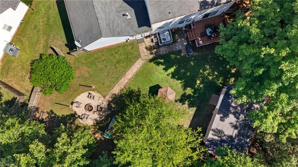 5805 Edgebrook Court Jamestown, NC 27282