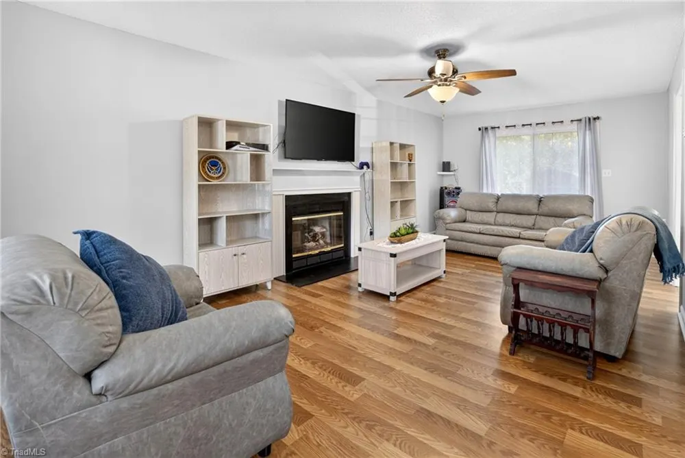 5805 Edgebrook Court Jamestown, NC 27282